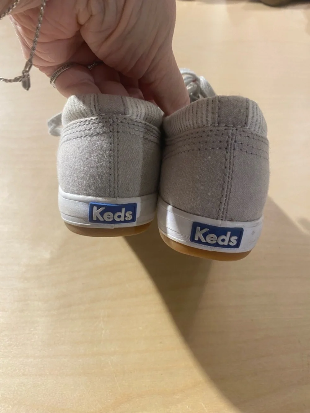 Keds Women’s Sneakers in Light Gray 7.5 (QX)